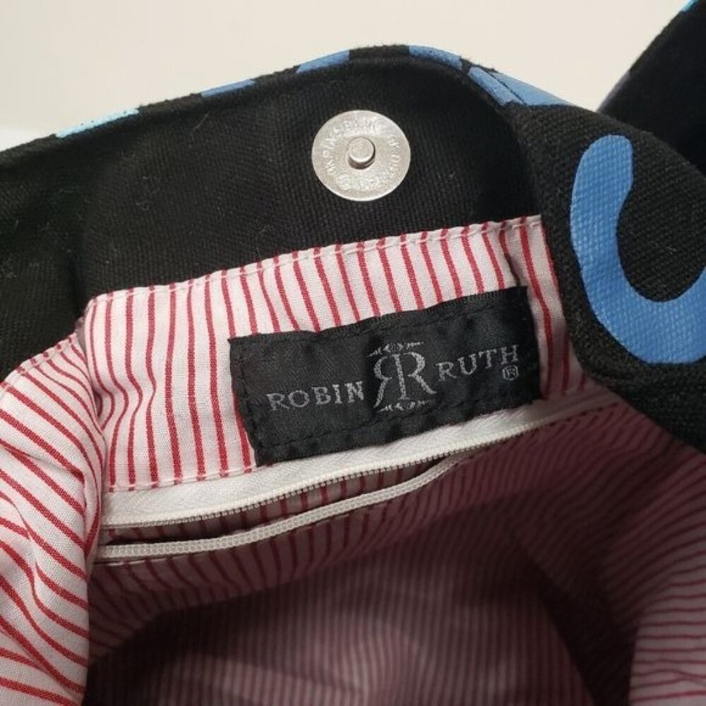 Robin Ruth Chicago Crossbody Bag - Picture 7 of 12